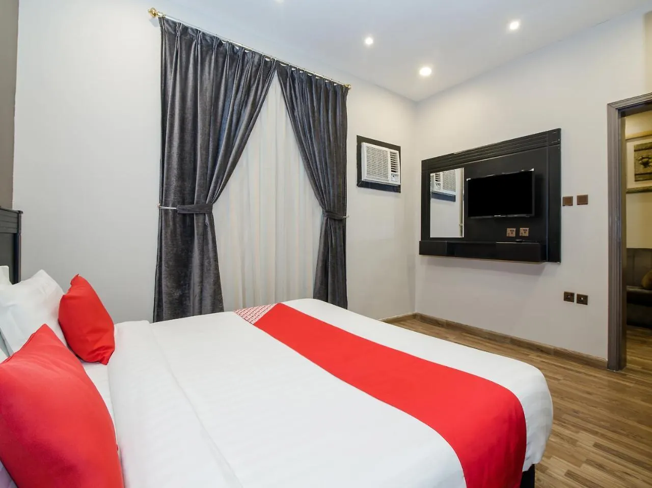 Yahalla Hotel Units 2 Jeddah Saudi Arabia