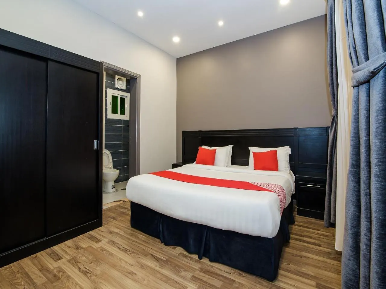 Yahalla Hotel Units 2 Jeddah Saudi Arabia